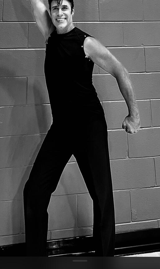 John Travolta Impersontaor, Phil Travolta - Danny Zucko