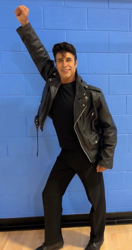 John Travolta Lookalike, Phil Travolta - Danny Zucko